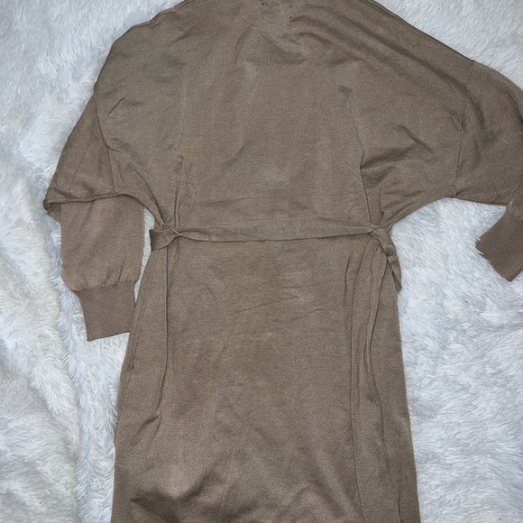 NWT Donna Ricco Tan Turtleneck Sweater with Belt size XL - Picture 4 of 5